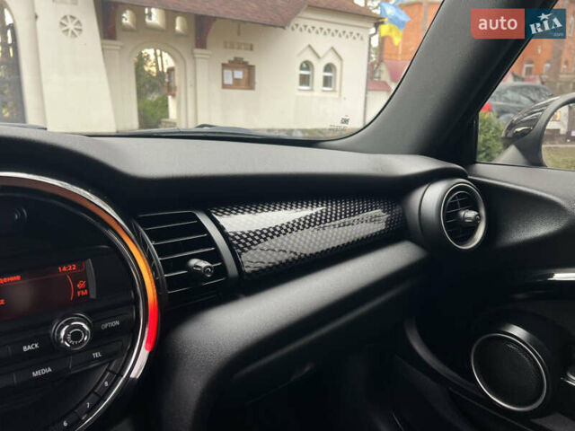 Чорний Міні Cooper, об'ємом двигуна 2 л та пробігом 177 тис. км за 11900 $, фото 60 на Automoto.ua