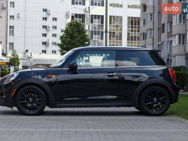 Чорний Міні Cooper, об'ємом двигуна 1.5 л та пробігом 125 тис. км за 9500 $, фото 3 на Automoto.ua