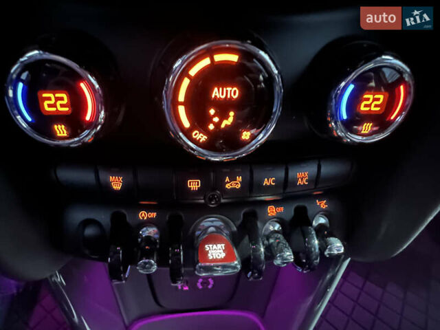 Черный Мини Купер, объемом двигателя 1.5 л и пробегом 163 тыс. км за 12500 $, фото 32 на Automoto.ua