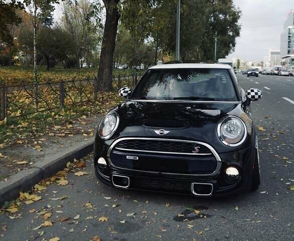 Чорний Міні Cooper, об'ємом двигуна 2 л та пробігом 70 тис. км за 14999 $, фото 22 на Automoto.ua