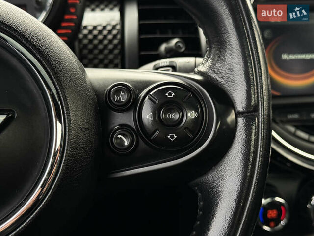 Черный Мини Купер, объемом двигателя 2 л и пробегом 155 тыс. км за 13490 $, фото 19 на Automoto.ua