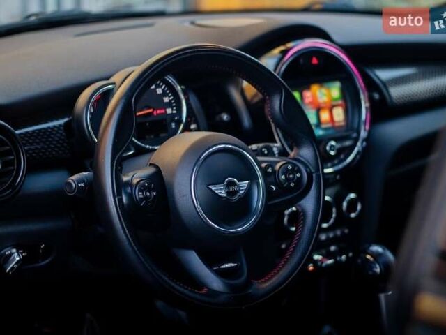 Чорний Міні Cooper, об'ємом двигуна 2 л та пробігом 70 тис. км за 14999 $, фото 14 на Automoto.ua