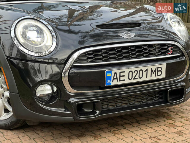 Чорний Міні Cooper, об'ємом двигуна 2 л та пробігом 177 тис. км за 11900 $, фото 10 на Automoto.ua