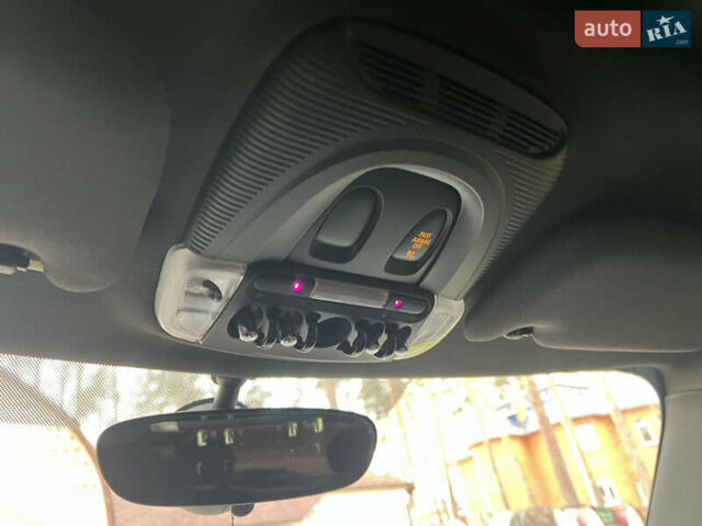 Чорний Міні Cooper, об'ємом двигуна 2 л та пробігом 177 тис. км за 11900 $, фото 93 на Automoto.ua