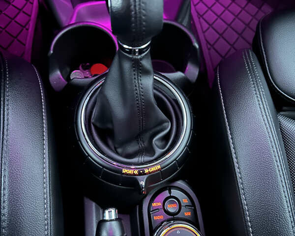 Черный Мини Купер, объемом двигателя 1.5 л и пробегом 163 тыс. км за 12500 $, фото 33 на Automoto.ua