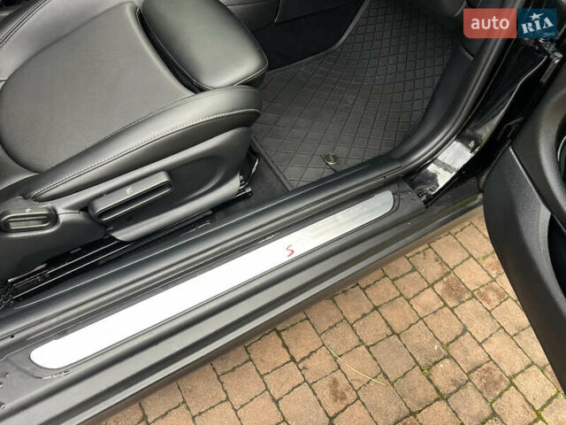 Чорний Міні Cooper, об'ємом двигуна 2 л та пробігом 177 тис. км за 11900 $, фото 79 на Automoto.ua