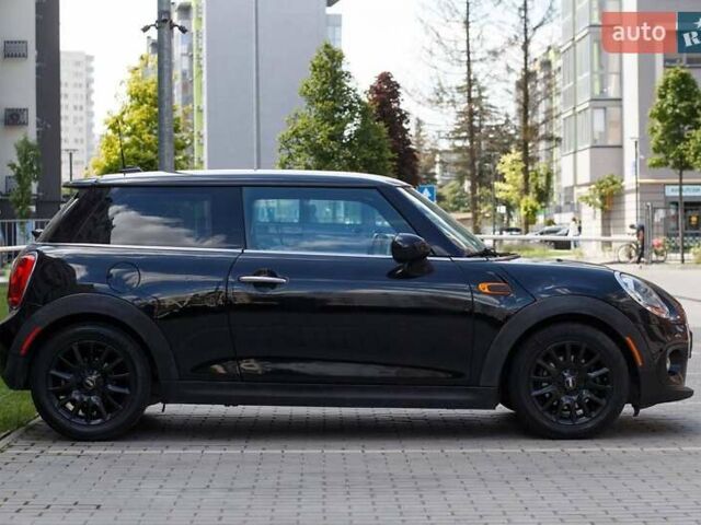 Чорний Міні Cooper, об'ємом двигуна 1.5 л та пробігом 125 тис. км за 9500 $, фото 2 на Automoto.ua