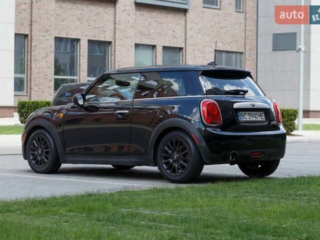 Чорний Міні Cooper, об'ємом двигуна 1.5 л та пробігом 125 тис. км за 9500 $, фото 4 на Automoto.ua