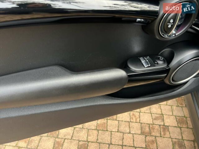 Чорний Міні Cooper, об'ємом двигуна 2 л та пробігом 177 тис. км за 11900 $, фото 67 на Automoto.ua