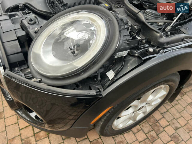 Чорний Міні Cooper, об'ємом двигуна 2 л та пробігом 177 тис. км за 11900 $, фото 100 на Automoto.ua