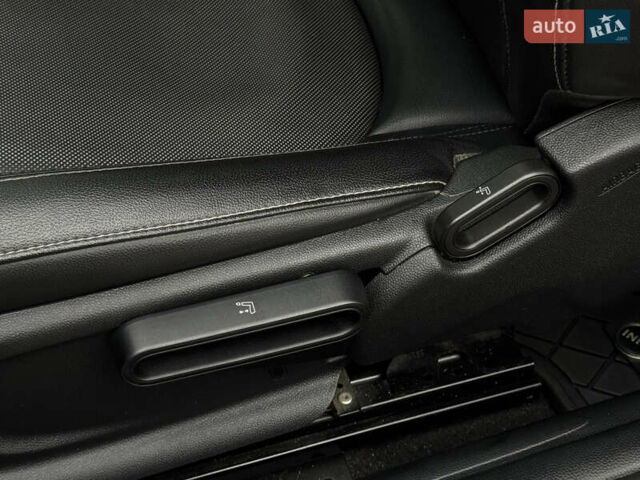 Черный Мини Купер, объемом двигателя 2 л и пробегом 155 тыс. км за 13490 $, фото 28 на Automoto.ua