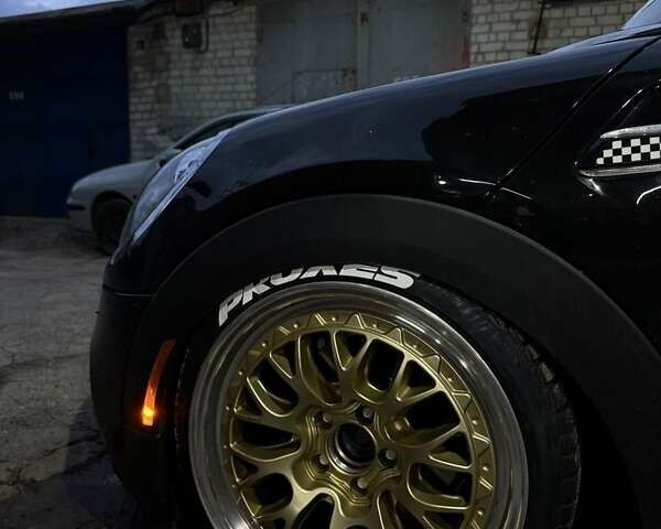 Чорний Міні Cooper, об'ємом двигуна 2 л та пробігом 70 тис. км за 14999 $, фото 3 на Automoto.ua