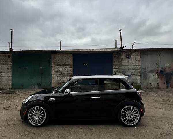 Чорний Міні Cooper, об'ємом двигуна 2 л та пробігом 70 тис. км за 14999 $, фото 19 на Automoto.ua