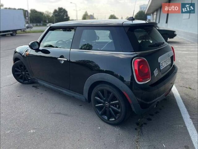 Чорний Міні Cooper, об'ємом двигуна 1.5 л та пробігом 176 тис. км за 13200 $, фото 2 на Automoto.ua