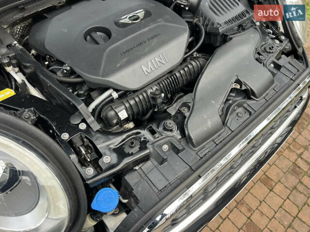 Чорний Міні Cooper, об'ємом двигуна 2 л та пробігом 177 тис. км за 11900 $, фото 103 на Automoto.ua