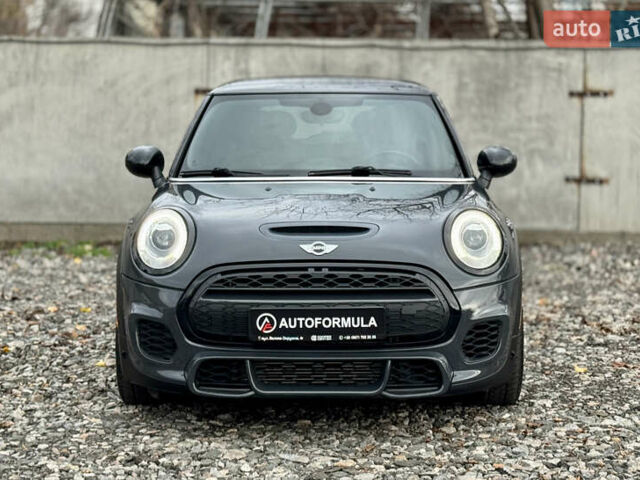 Черный Мини Купер, объемом двигателя 2 л и пробегом 155 тыс. км за 13490 $, фото 3 на Automoto.ua