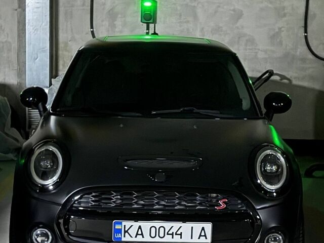 Чорний Міні Cooper, об'ємом двигуна 2 л та пробігом 73 тис. км за 16000 $, фото 5 на Automoto.ua