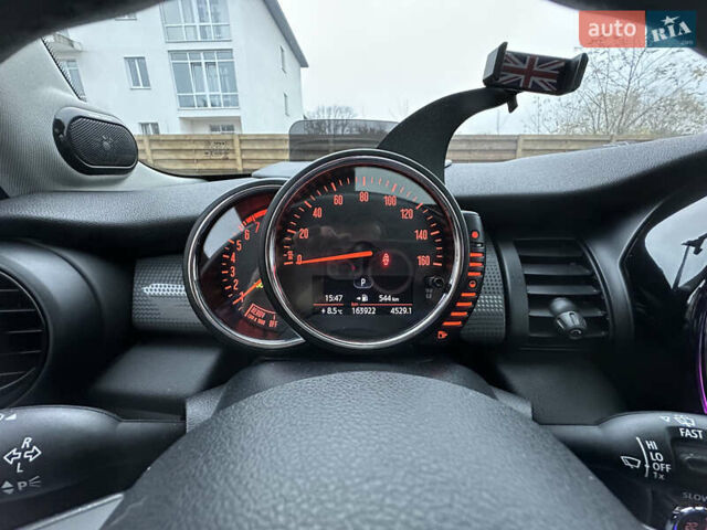 Черный Мини Купер, объемом двигателя 1.5 л и пробегом 163 тыс. км за 12500 $, фото 15 на Automoto.ua