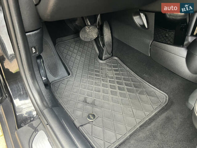 Чорний Міні Cooper, об'ємом двигуна 2 л та пробігом 177 тис. км за 11900 $, фото 50 на Automoto.ua