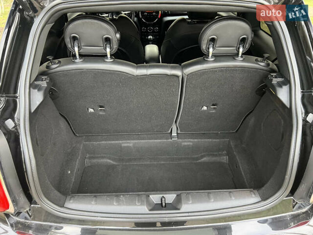 Чорний Міні Cooper, об'ємом двигуна 2 л та пробігом 177 тис. км за 11900 $, фото 35 на Automoto.ua