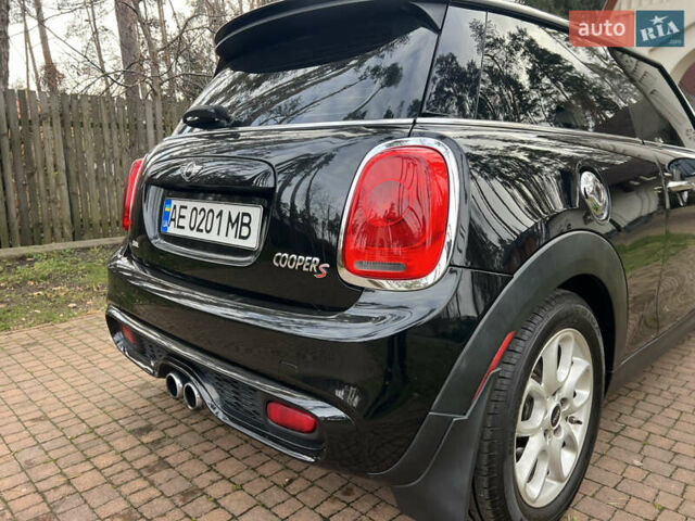 Чорний Міні Cooper, об'ємом двигуна 2 л та пробігом 177 тис. км за 11900 $, фото 31 на Automoto.ua