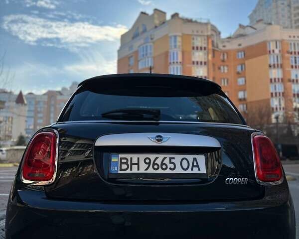 Мини Купер 2015 в Одессе на Automoto.ua Черный Мини Купер, объемом двигателя 1.5 л и пробегом 98 тыс. км за 12500 $, фото 8 на Automoto.ua
