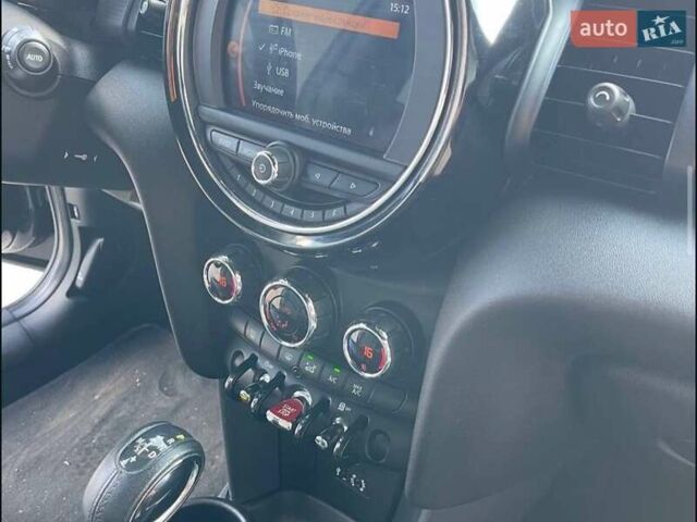 Чорний Міні Cooper, об'ємом двигуна 1.5 л та пробігом 176 тис. км за 13200 $, фото 5 на Automoto.ua
