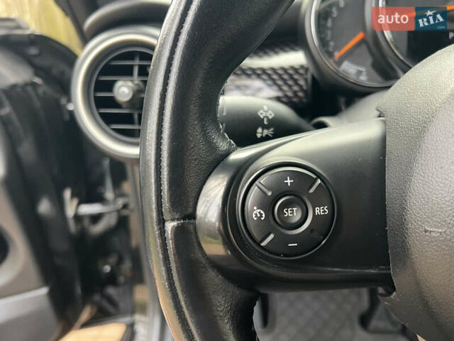 Чорний Міні Cooper, об'ємом двигуна 2 л та пробігом 177 тис. км за 11900 $, фото 64 на Automoto.ua