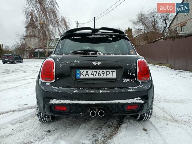 Черный Мини Купер, объемом двигателя 2 л и пробегом 128 тыс. км за 15700 $, фото 4 на Automoto.ua
