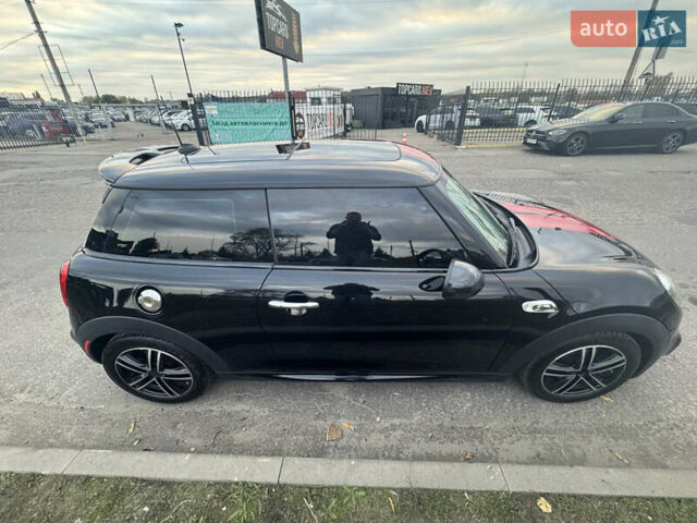 Мини Купер 2016 в Киеве на Automoto.ua Черный Мини Купер, объемом двигателя 2 л и пробегом 142 тыс. км за 14500 $, фото 6 на Automoto.ua