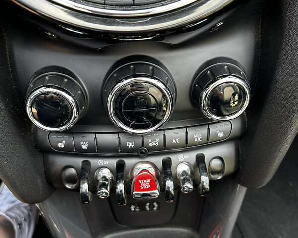 Черный Мини Купер, объемом двигателя 1.5 л и пробегом 140 тыс. км за 14200 $, фото 17 на Automoto.ua