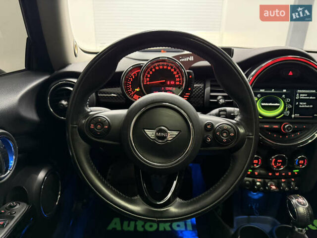 Черный Мини Купер, объемом двигателя 0 л и пробегом 53 тыс. км за 16999 $, фото 10 на Automoto.ua