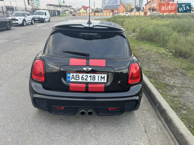 Мини Купер 2016 в Киеве на Automoto.ua Черный Мини Купер, объемом двигателя 2 л и пробегом 142 тыс. км за 14500 $, фото 2 на Automoto.ua