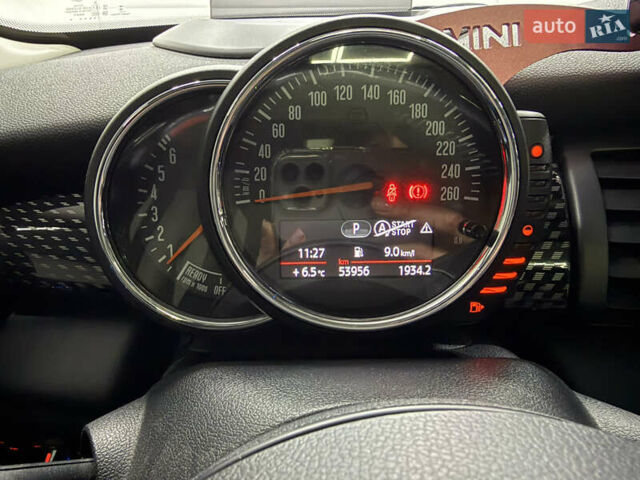 Черный Мини Купер, объемом двигателя 2 л и пробегом 53 тыс. км за 16999 $, фото 22 на Automoto.ua