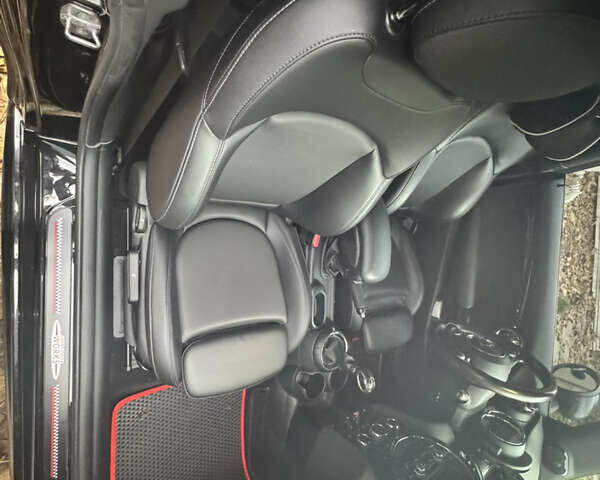 Мини Купер 2016 в Киеве на Automoto.ua Черный Мини Купер, объемом двигателя 2 л и пробегом 142 тыс. км за 14500 $, фото 7 на Automoto.ua