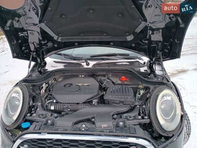 Черный Мини Купер, объемом двигателя 2 л и пробегом 128 тыс. км за 15700 $, фото 6 на Automoto.ua