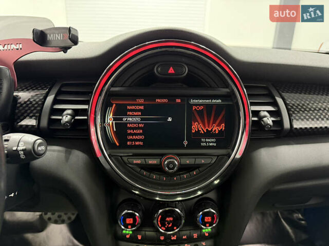 Черный Мини Купер, объемом двигателя 2 л и пробегом 53 тыс. км за 16999 $, фото 13 на Automoto.ua