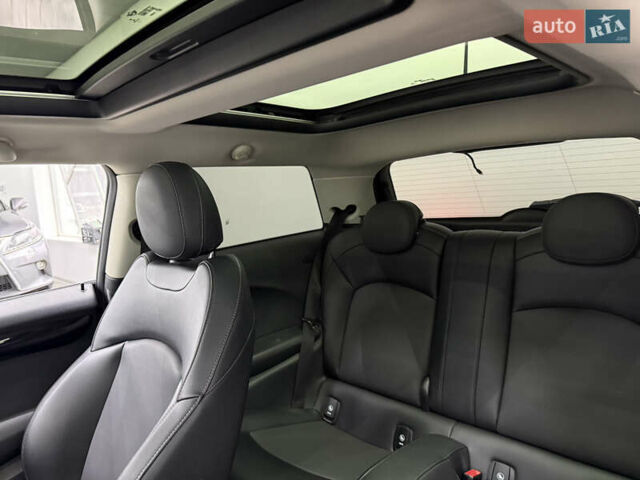 Черный Мини Купер, объемом двигателя 0 л и пробегом 53 тыс. км за 16999 $, фото 28 на Automoto.ua