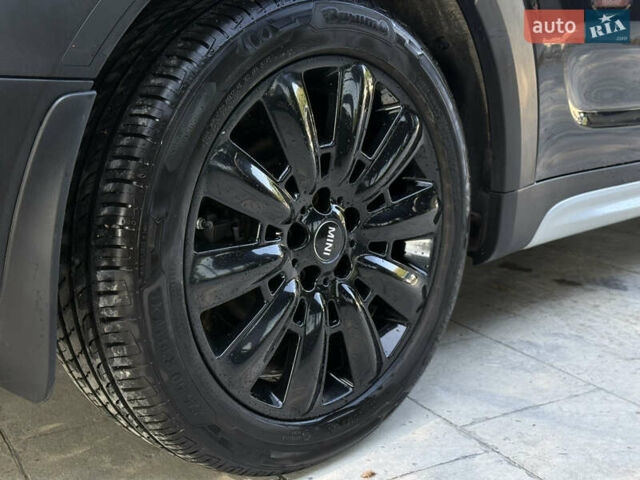 Мини Купер 2017 в Ивано-Франковске на Automoto.ua Черный Мини Купер, объемом двигателя 2 л и пробегом 64 тыс. км за 19200 $, фото 6 на Automoto.ua
