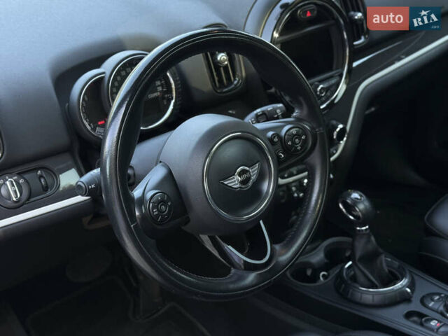 Мини Купер 2017 в Ивано-Франковске на Automoto.ua Черный Мини Купер, объемом двигателя 2 л и пробегом 64 тыс. км за 19200 $, фото 22 на Automoto.ua