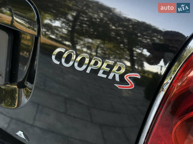 Чорний Міні Cooper, об'ємом двигуна 2 л та пробігом 64 тис. км за 19700 $, фото 4 на Automoto.ua