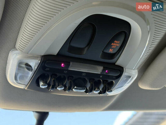 Мини Купер 2017 в Ивано-Франковске на Automoto.ua Черный Мини Купер, объемом двигателя 2 л и пробегом 64 тыс. км за 19200 $, фото 29 на Automoto.ua