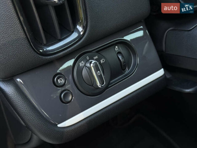 Мини Купер 2017 в Ивано-Франковске на Automoto.ua Черный Мини Купер, объемом двигателя 2 л и пробегом 64 тыс. км за 19200 $, фото 23 на Automoto.ua