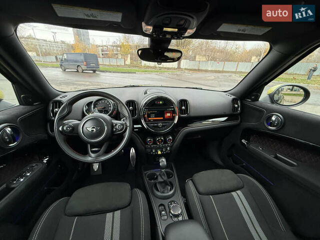 Черный Мини Купер, объемом двигателя 1.5 л и пробегом 108 тыс. км за 21100 $, фото 28 на Automoto.ua