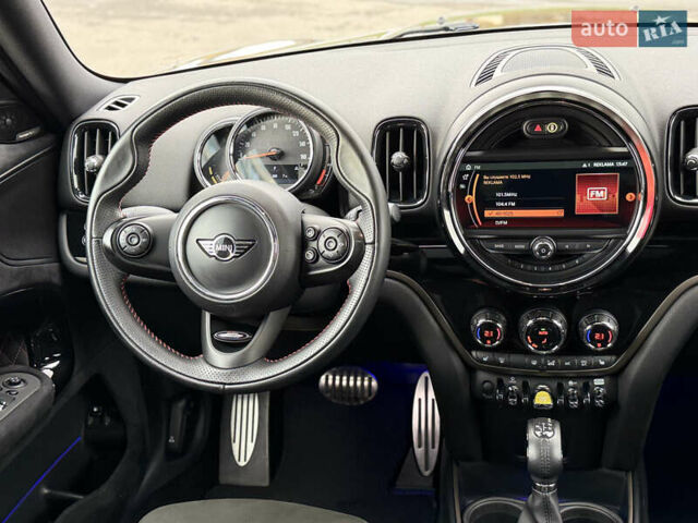 Черный Мини Купер, объемом двигателя 1.5 л и пробегом 108 тыс. км за 21100 $, фото 36 на Automoto.ua