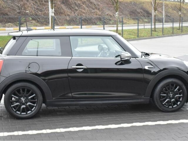 Чорний Міні Cooper, об'ємом двигуна 1.5 л та пробігом 85 тис. км за 13700 $, фото 11 на Automoto.ua