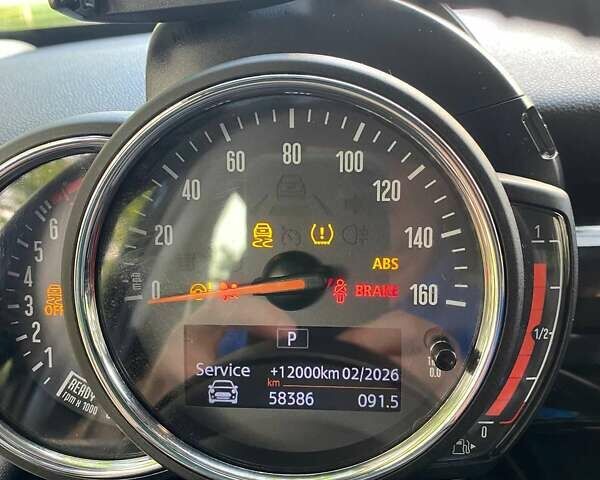 Черный Мини Купер, объемом двигателя 1.5 л и пробегом 59 тыс. км за 17000 $, фото 6 на Automoto.ua