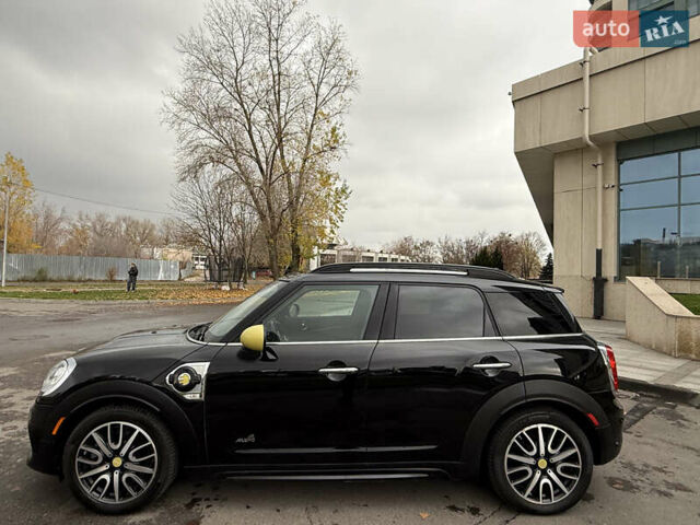 Черный Мини Купер, объемом двигателя 1.5 л и пробегом 108 тыс. км за 21100 $, фото 4 на Automoto.ua