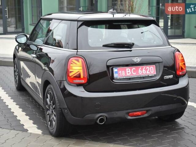 Чорний Міні Cooper, об'ємом двигуна 1.5 л та пробігом 85 тис. км за 13700 $, фото 11 на Automoto.ua