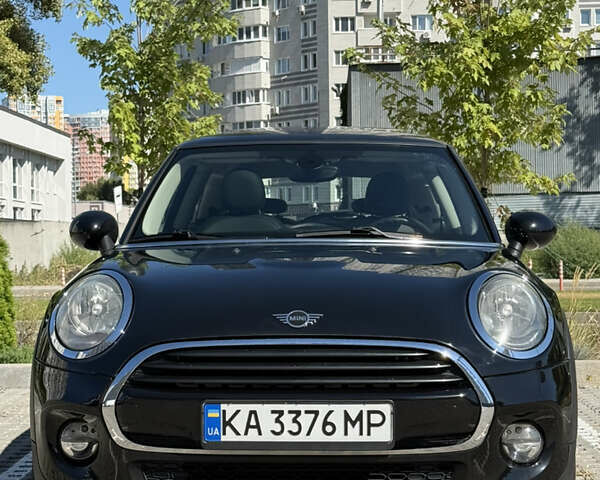 Черный Мини Купер, объемом двигателя 1.5 л и пробегом 79 тыс. км за 14500 $, фото 15 на Automoto.ua